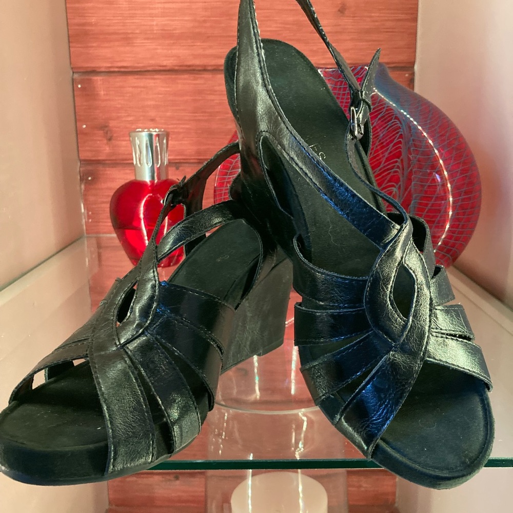 Shoes aerosoles